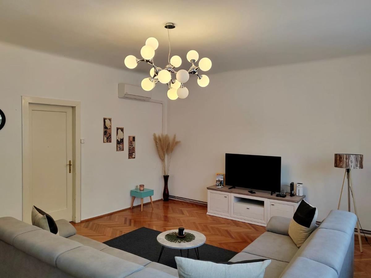 Apartmán Modern&Rustic Apartman Záhřeb Exteriér fotografie